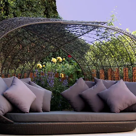 Nocleg ze śniadaniem La Peonia Boutique Cagliari